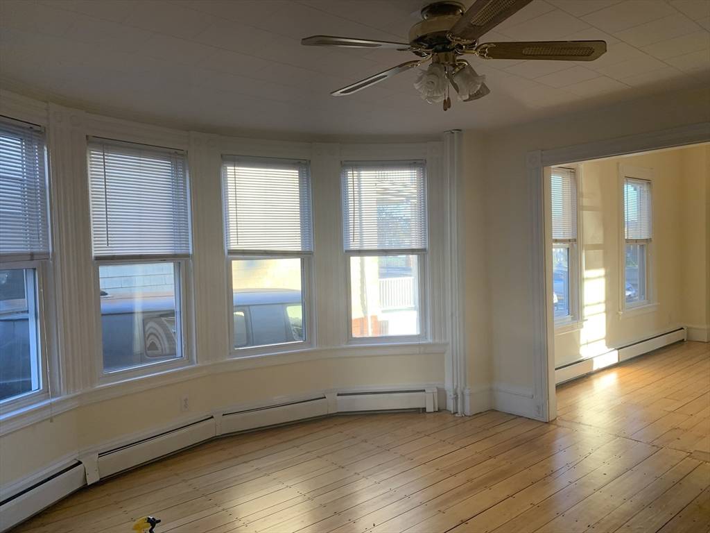 Somerville, MA 02145,547 Broadway #1