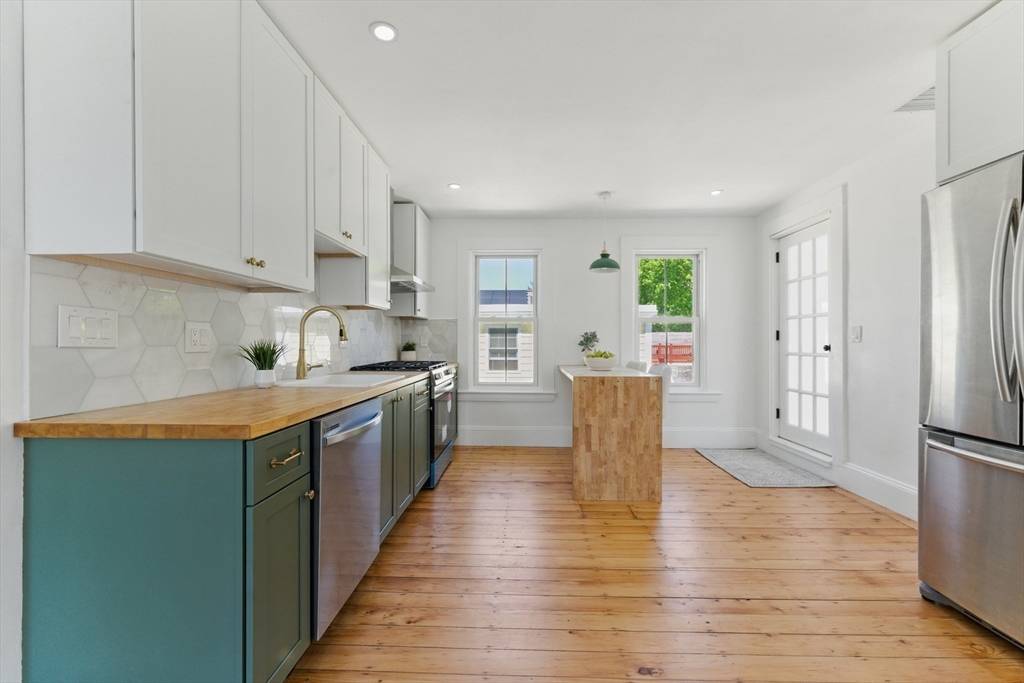 Winthrop, MA 02152,80 Shirley Street #2