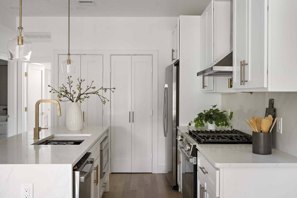 100 Bennington Street #3 Boston, MA 02138