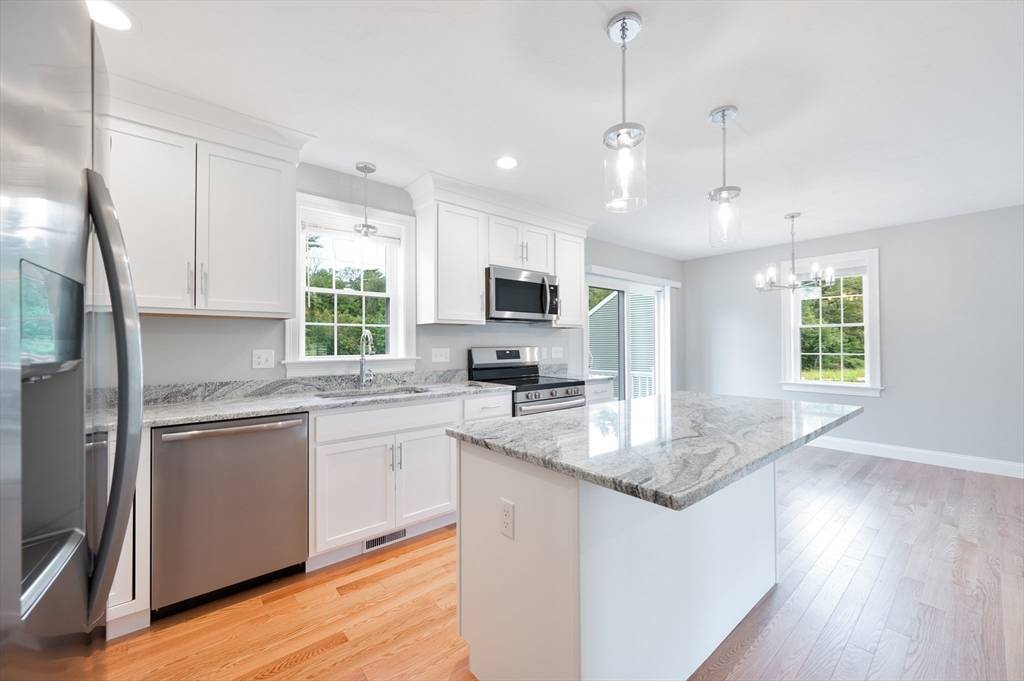 Middleboro, MA 02346,18 Tispaquin Street