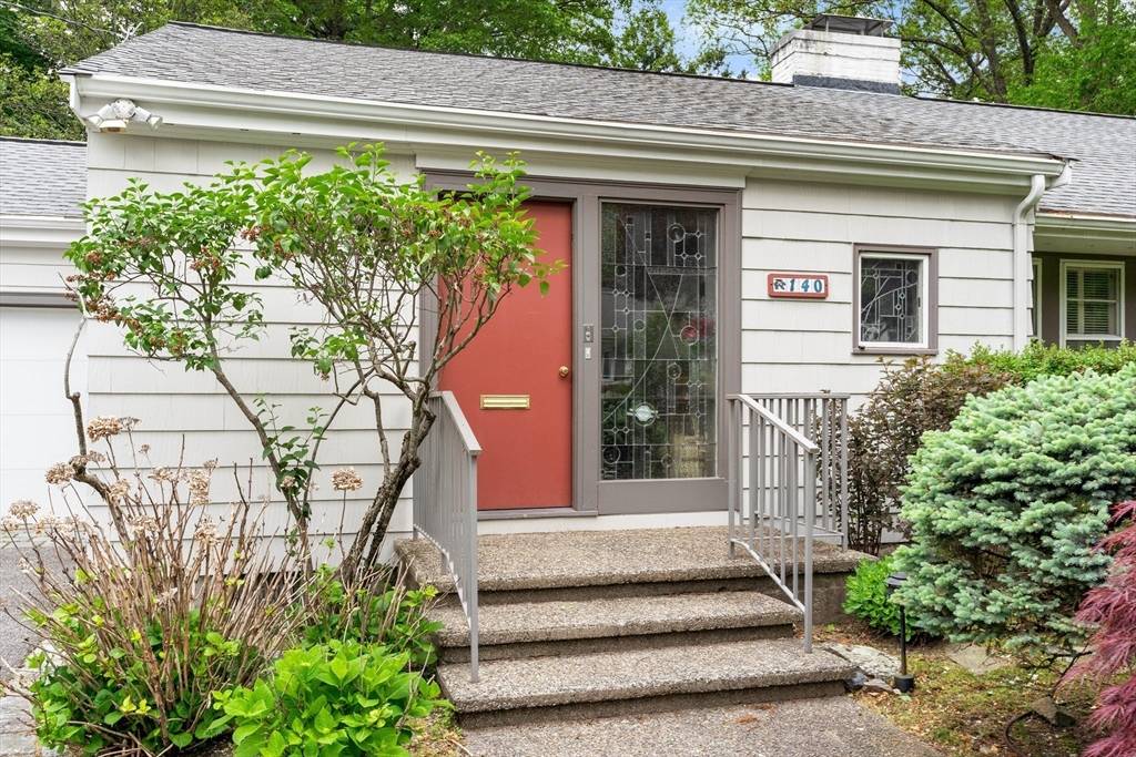 Newton, MA 02468,140 Paulson Rd