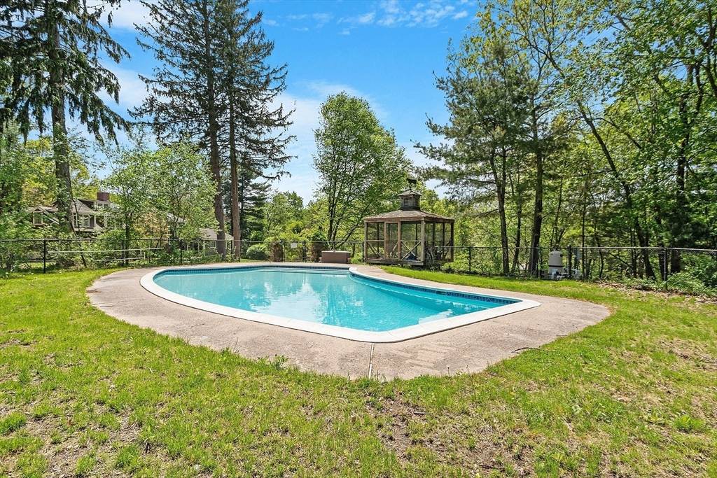 Harvard, MA 01451,87 Old Littleton Rd