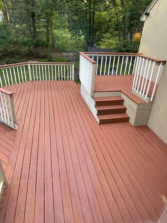 North Andover, MA 01845,285 Raleigh Tavern Lane