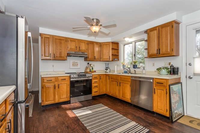 Dedham, MA 02026,50 Brookside #50