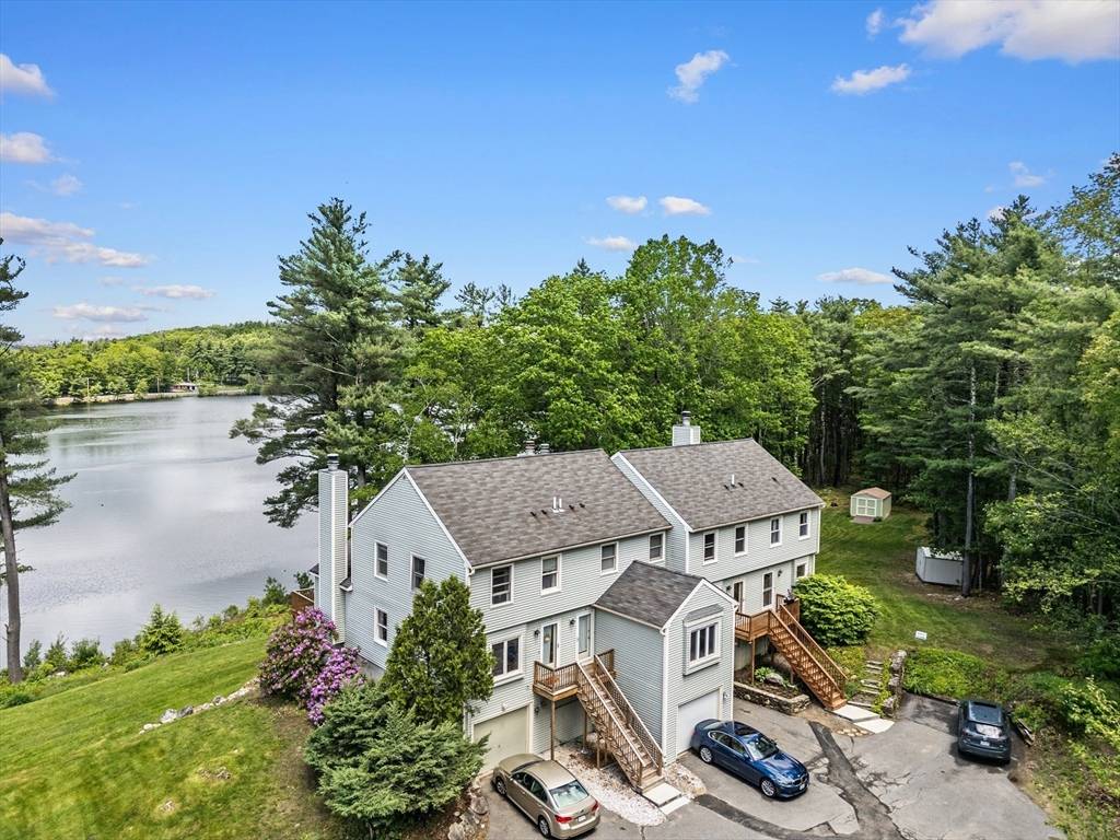Hubbardston, MA 01452,20 S Cove Rd #20