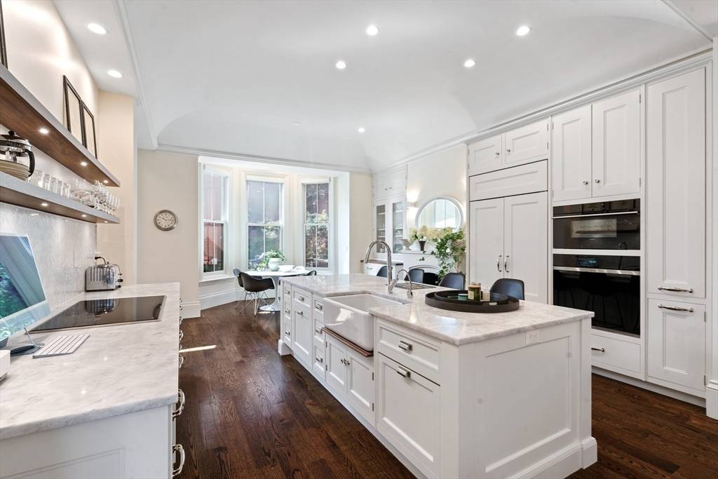 Brookline, MA 02445,57 Monmouth Street
