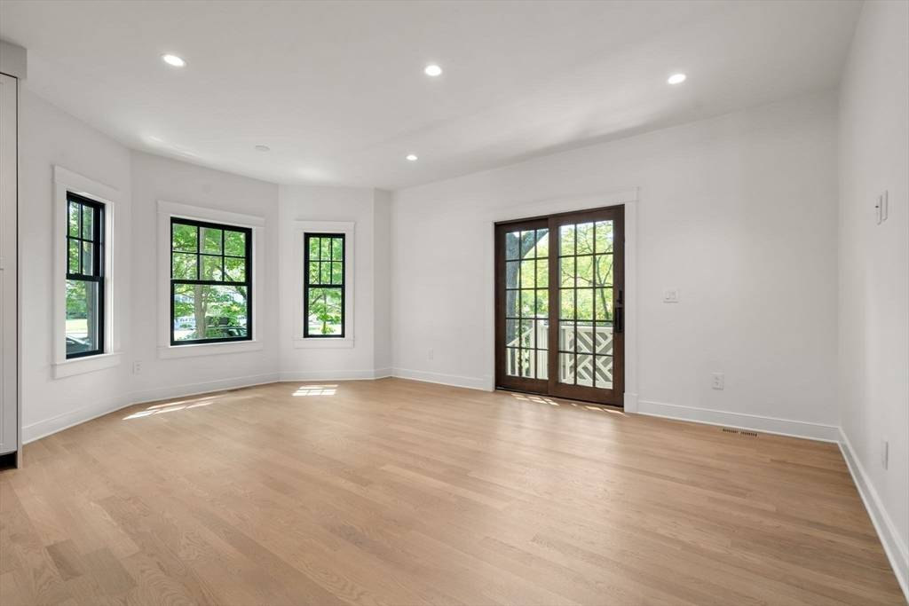 Newton, MA 02459,61 Westbourne Rd