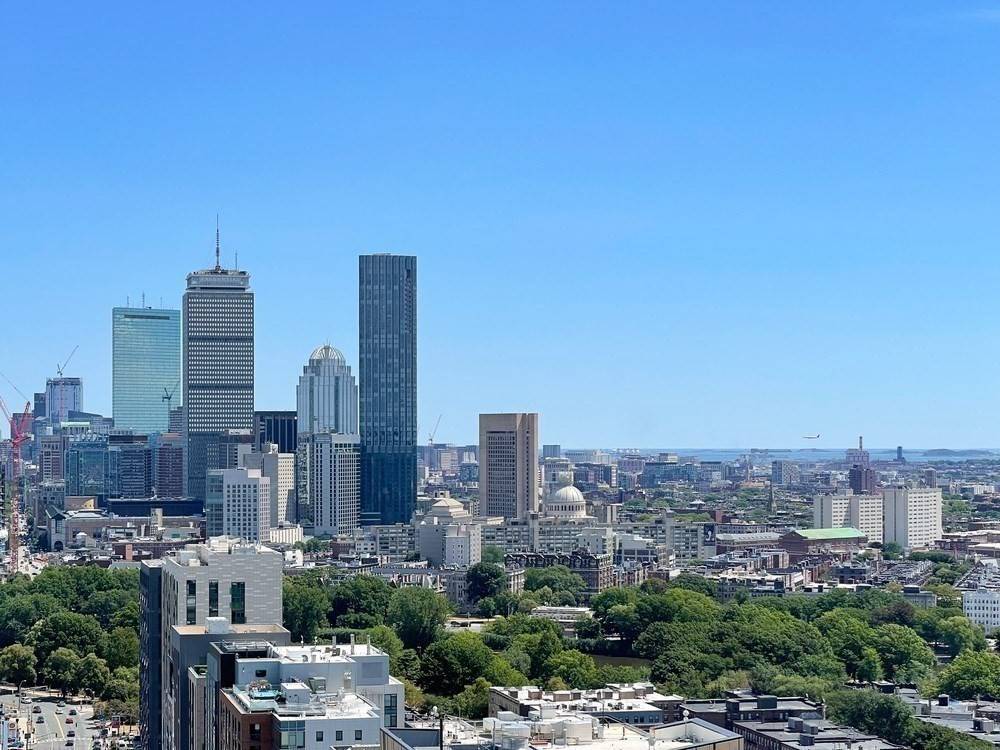 Boston, MA 02215,188 Brookline Ave #20B