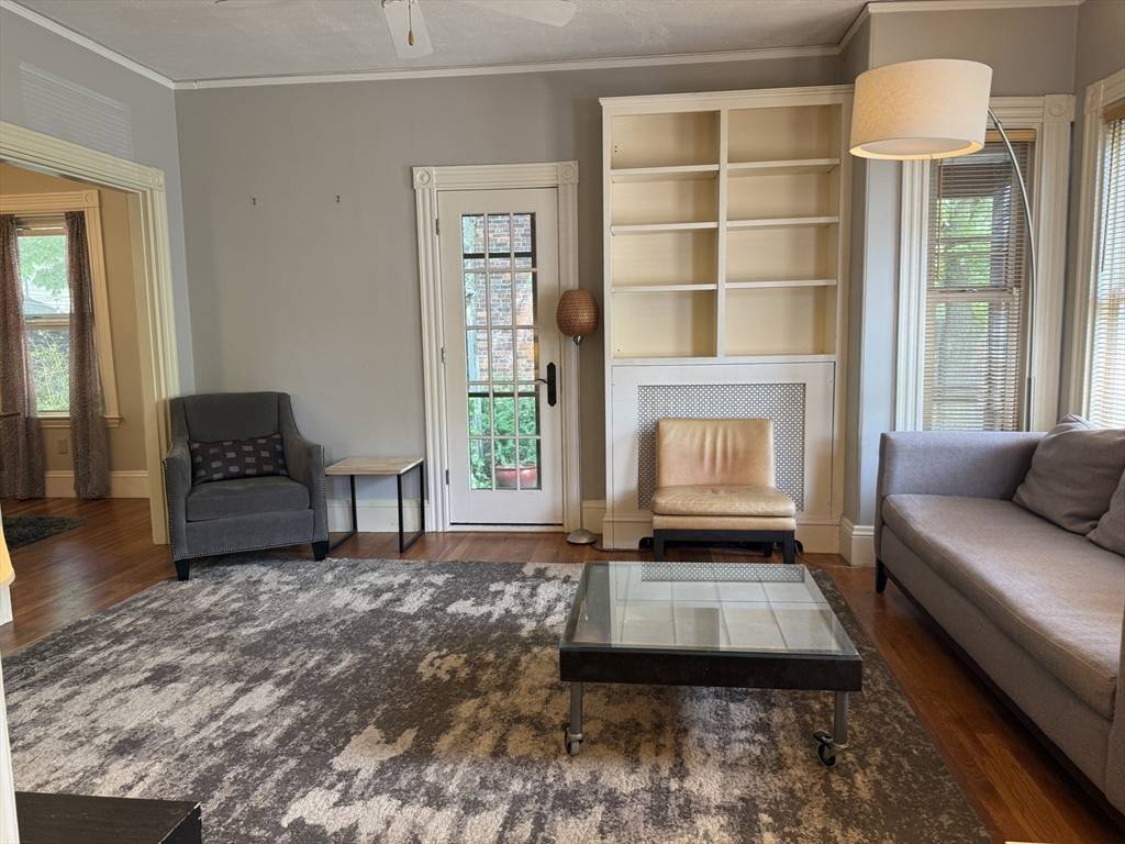 Boston, MA 02131,7 Gardenside St #SF
