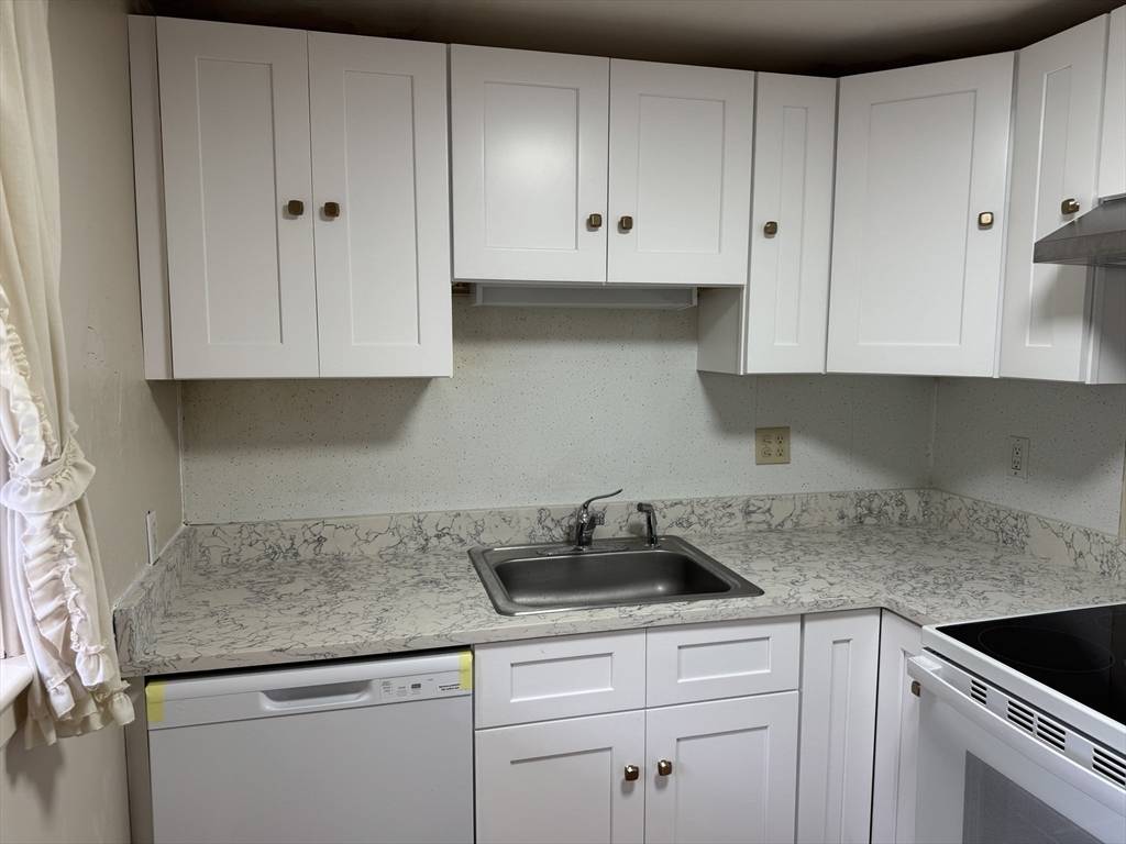 Natick, MA 01760,1 Princeton Rd