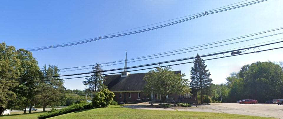 North Attleboro, MA 02760,20 Hoppin Hill Ave