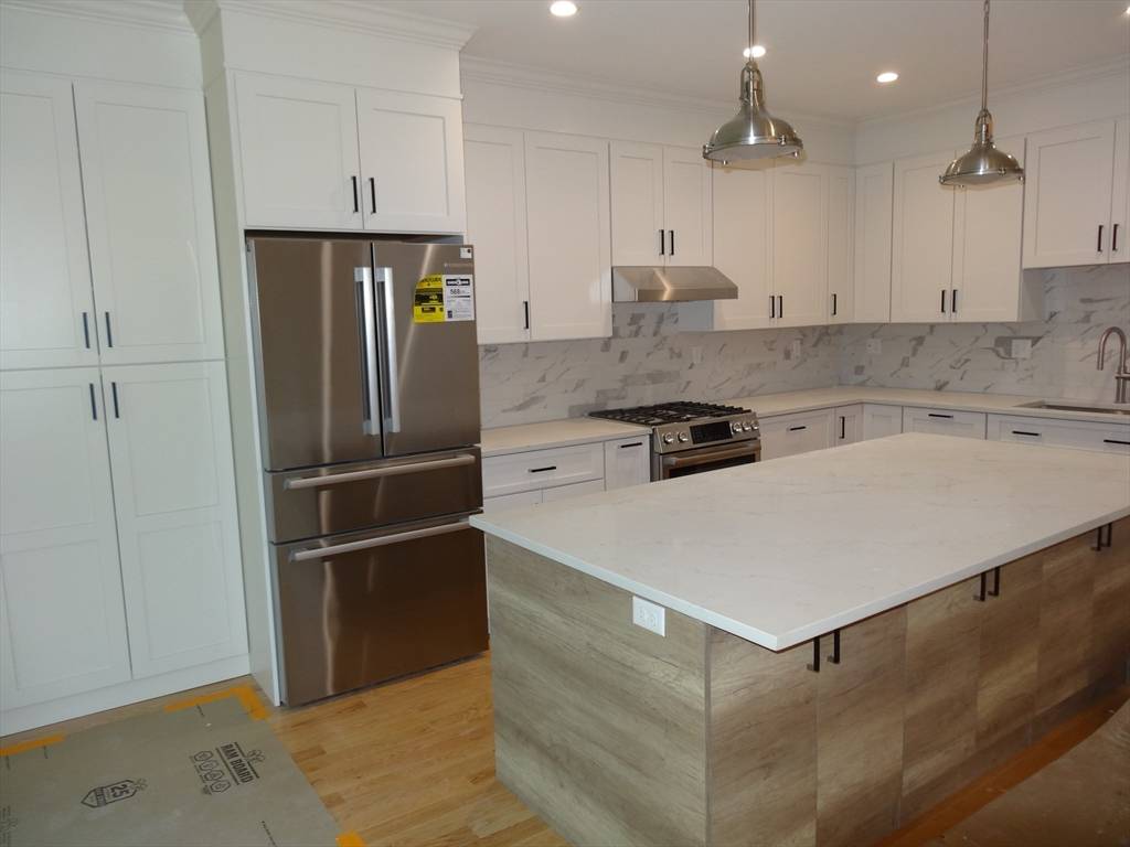 83 Johnson Woods Drive #83 Reading, MA 01867