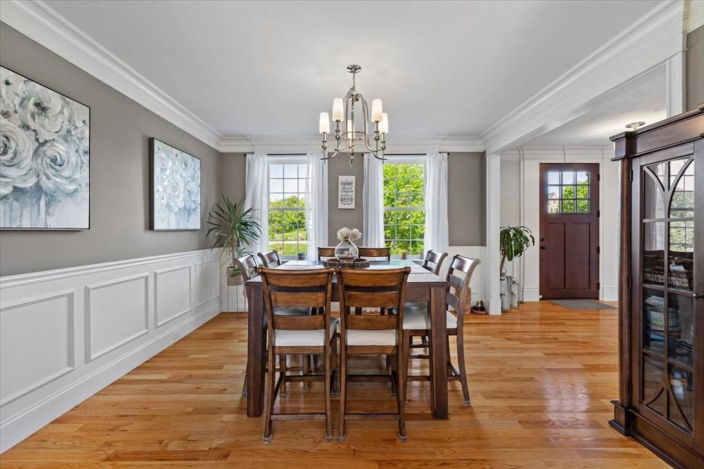 43 Appaloosa Dr Shrewsbury, MA 01545