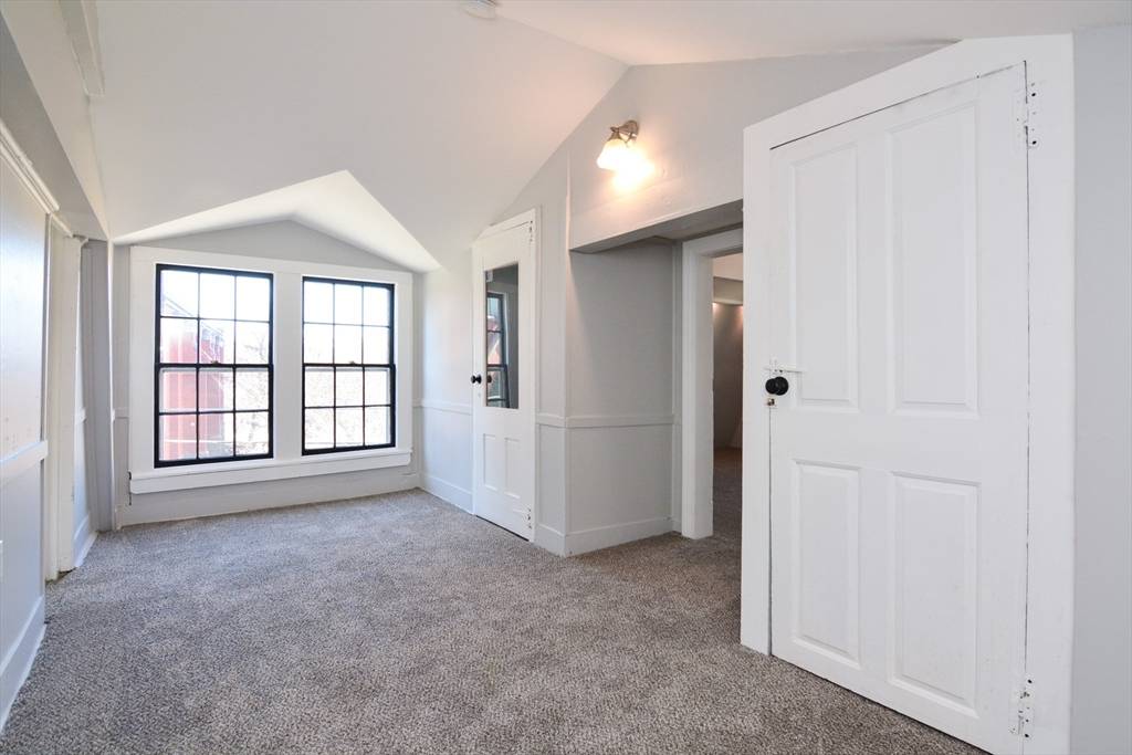 Salem, MA 01970,149 Federal Street #B