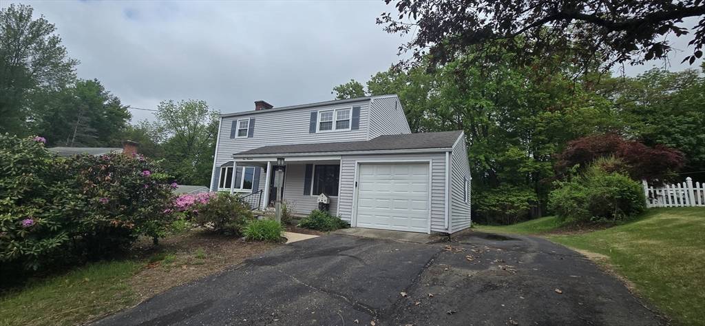 Chicopee, MA 01020,119 Longwood Dr