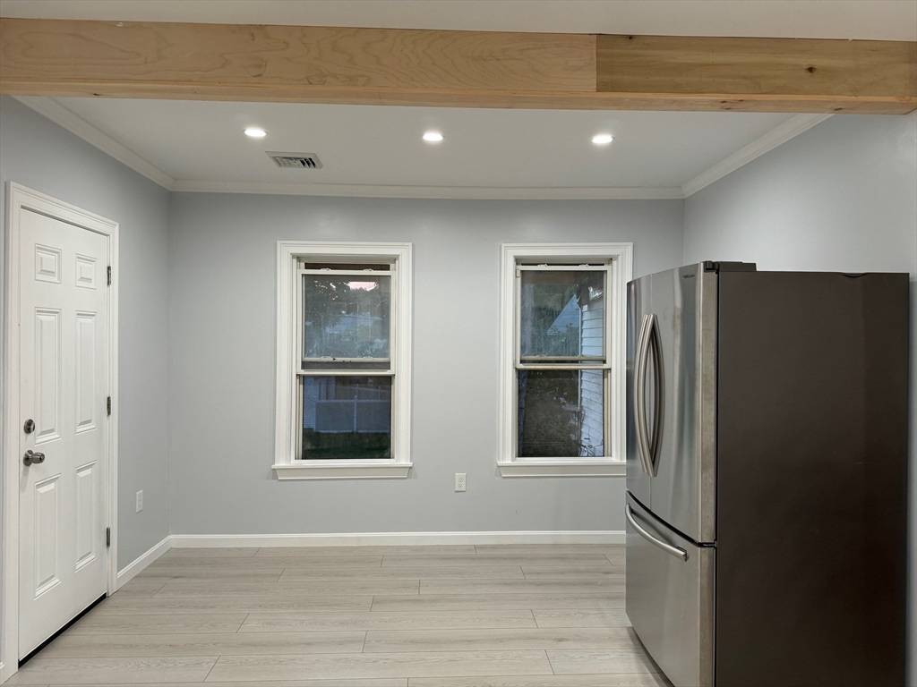 Leominster, MA 01453,107 Harrison St #2