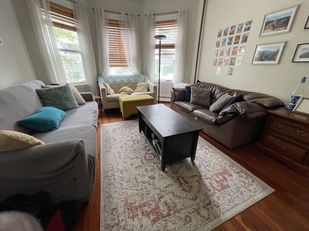 Boston, MA 02130,23 Forest Hills St #1