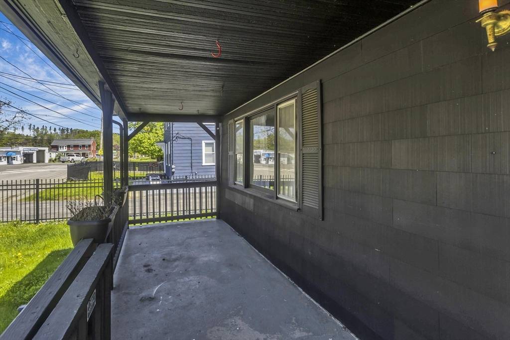 North Brookfield, MA 01535,82 Grove St