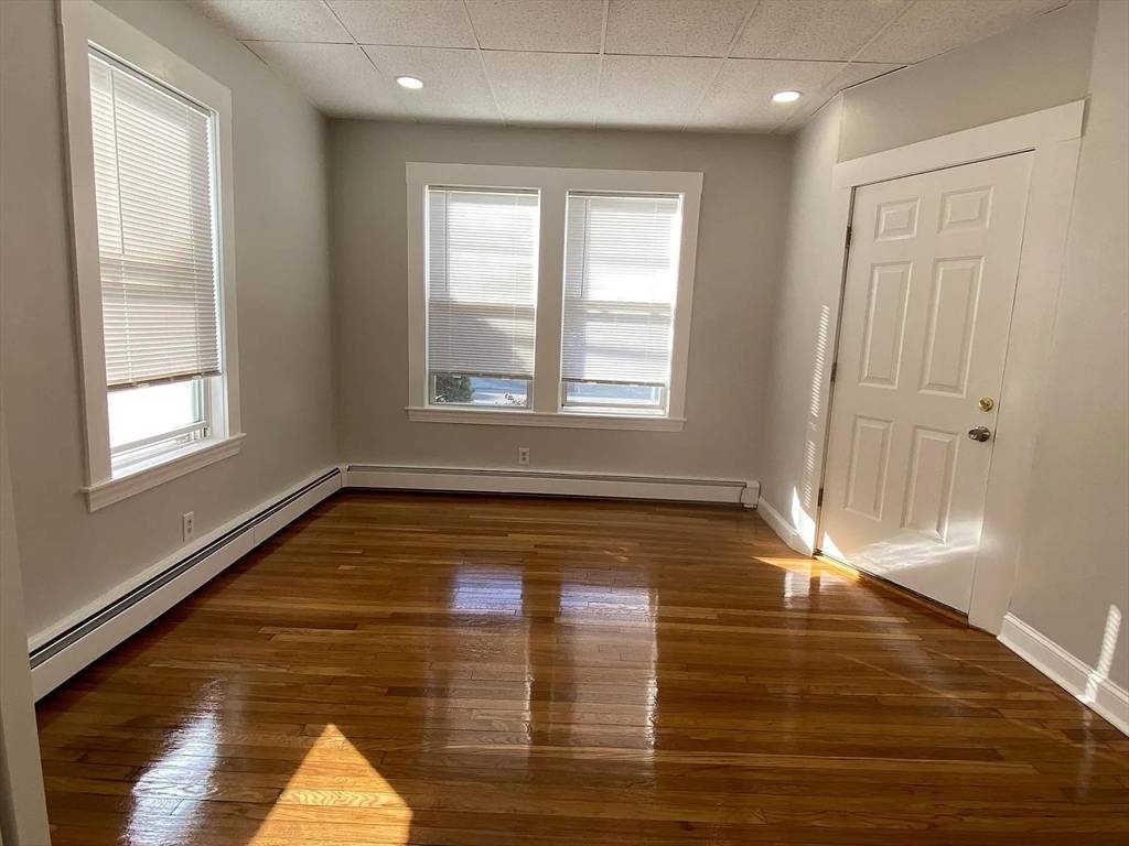 Danvers, MA 01923,63 Holten #2
