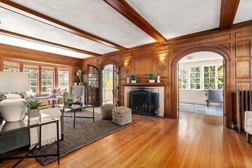 Newton, MA 02467,5 Hammond Street