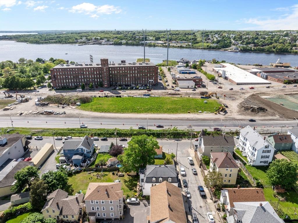 Fall River, MA 02721,95 Ballard St