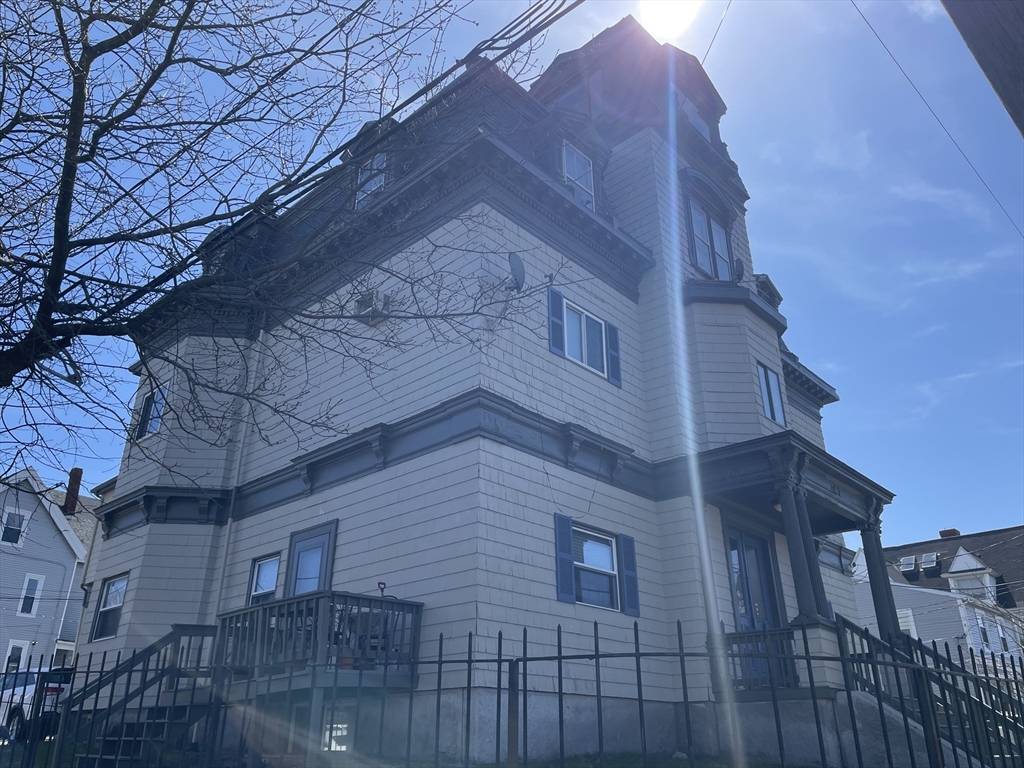 Lynn, MA 01902,74 Newhall #9