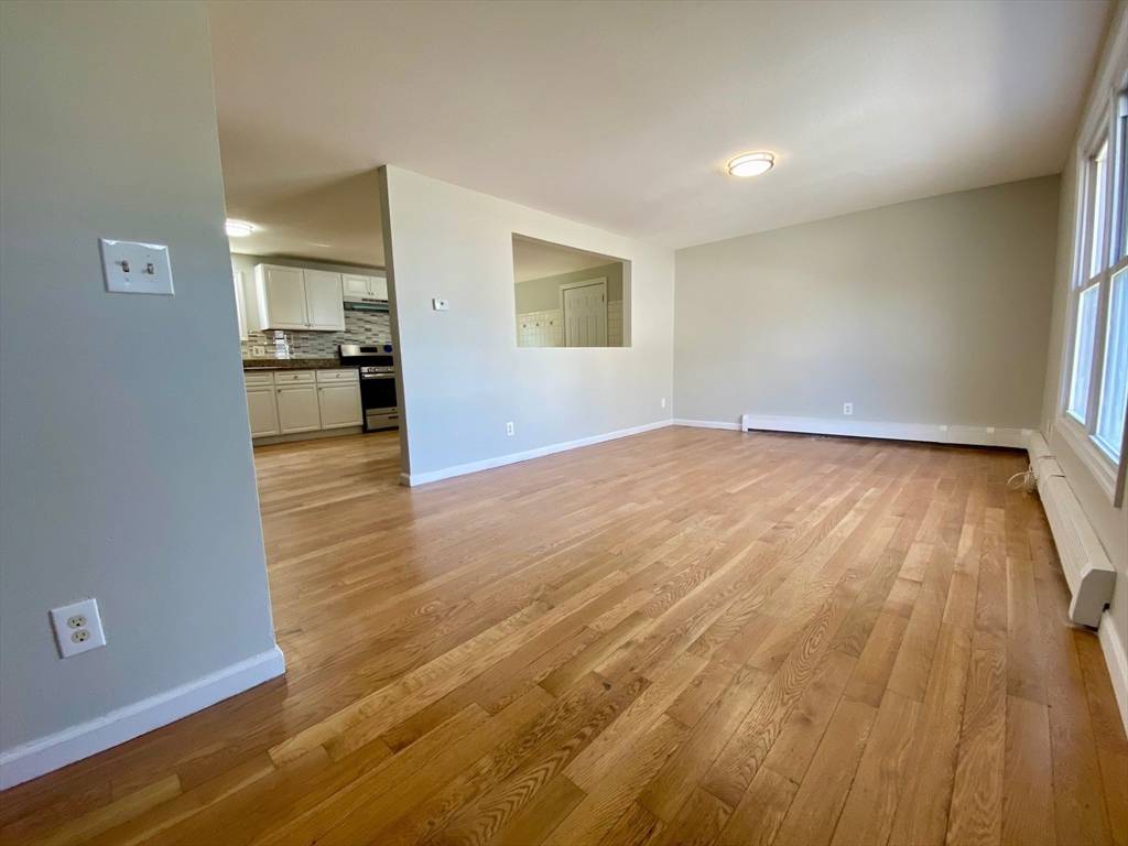 Lowell, MA 01854,43 Cork St #43