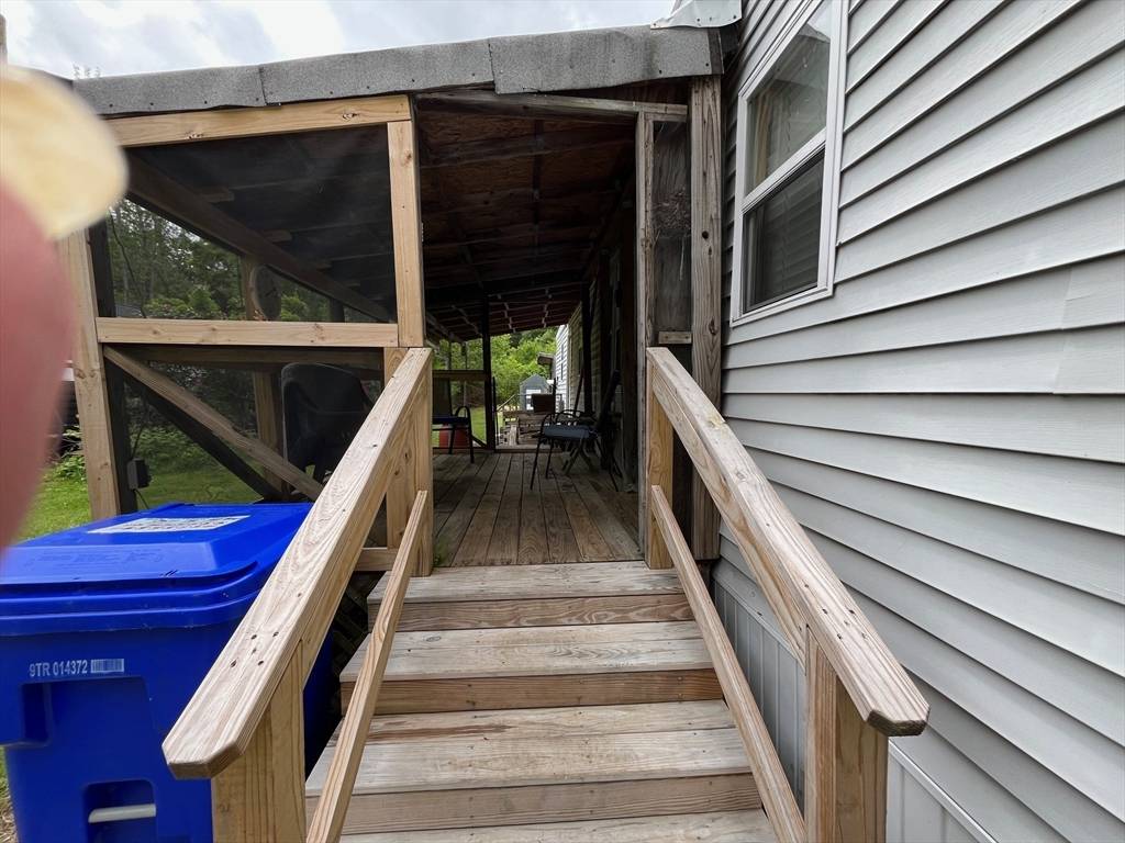 Taunton, MA 02780,31 Willow Terrace