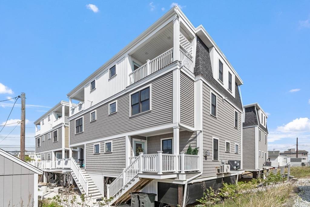 Salisbury, MA 01952,57 Railroad Ave #C1