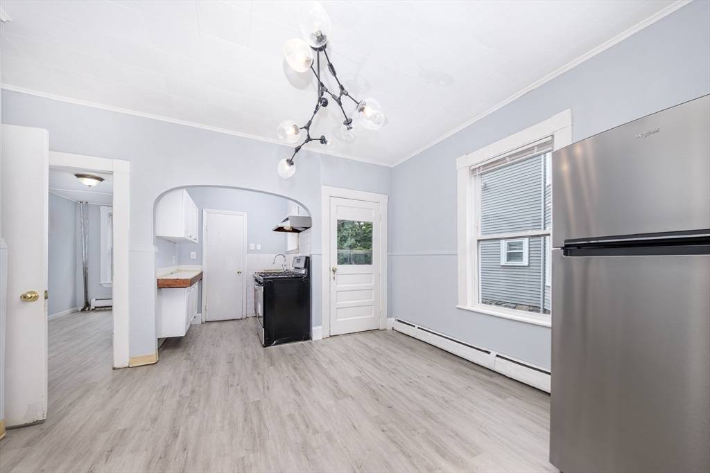 Waltham, MA 02453,138 Brown St #1