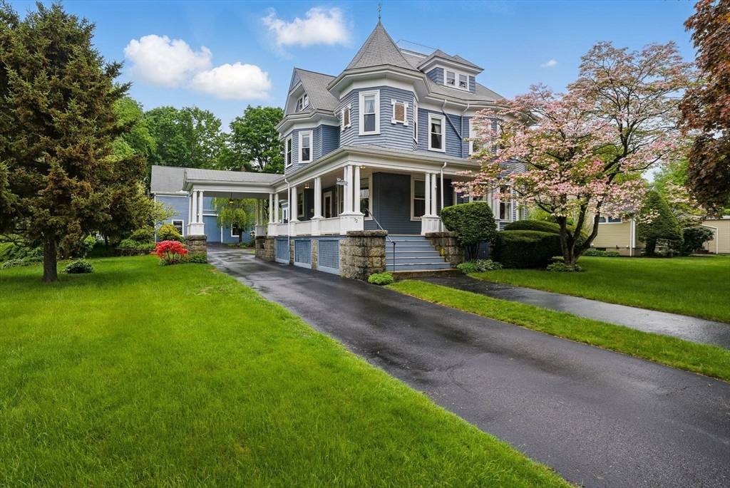 Wakefield, MA 01880,52 Oak St