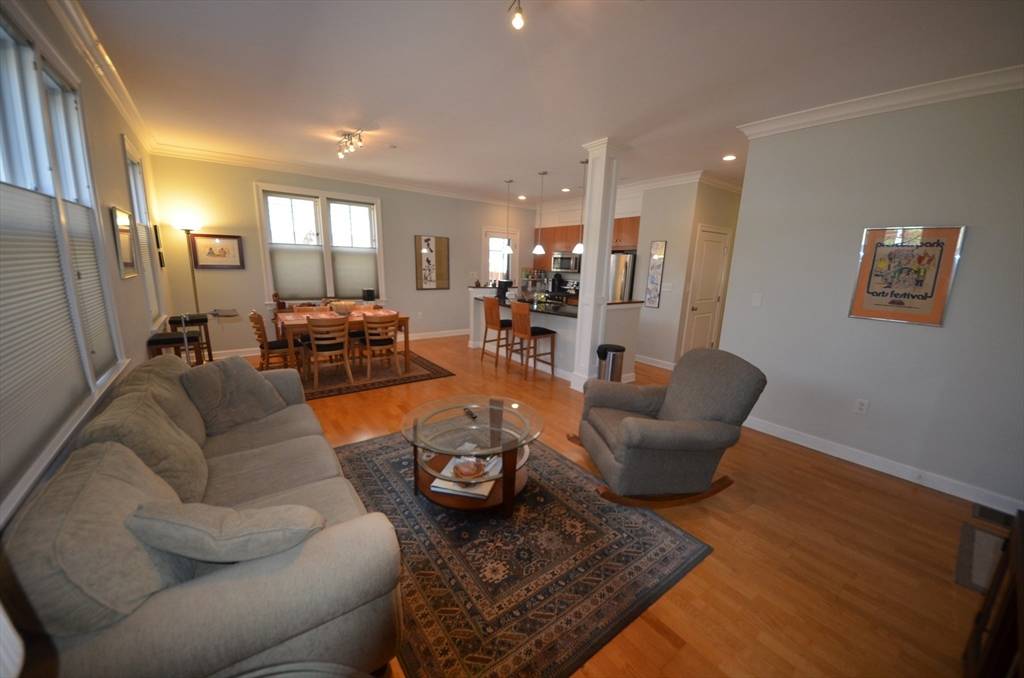 Boston, MA 02130,121 Green Streey #104