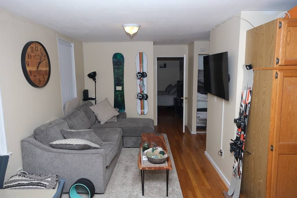 Boston, MA 02127,218 W 8th Street