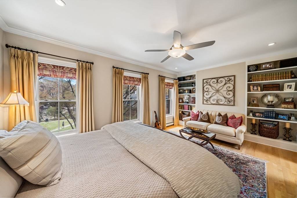 42 Bradford St #42 Boston, MA 02118