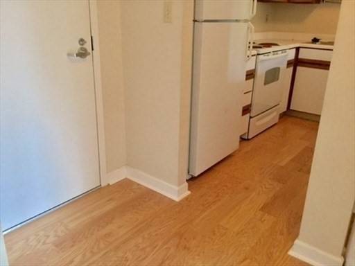 Arlington, MA 02476,1 Watermill Place #521