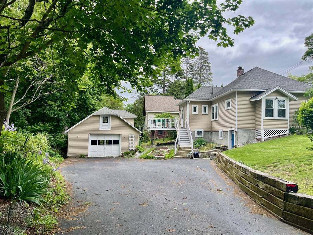 Shrewsbury, MA 01545,510 Oak Street