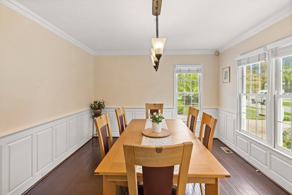 North Andover, MA 01845,15 Copley Cir