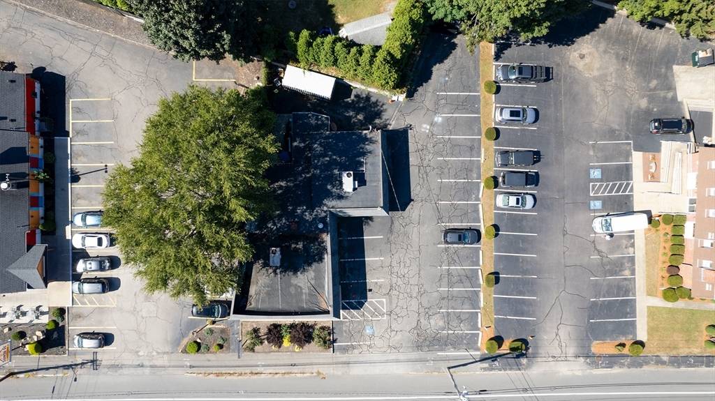 Weymouth, MA 02188,409 Washington St