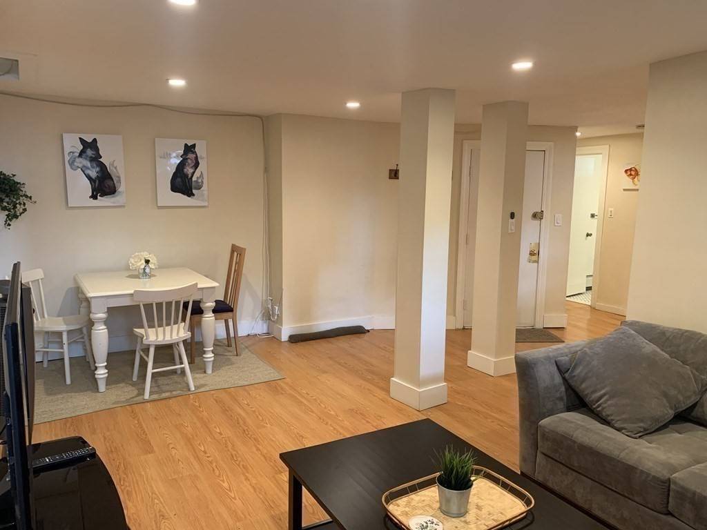 Brookline, MA 02446,75 Park #B