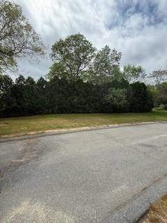 Dracut, MA 01826,100 E 6th St #2