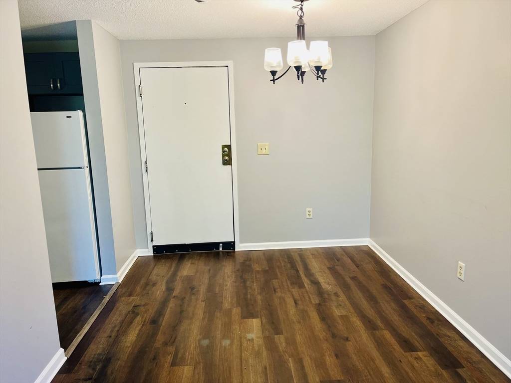 Brockton, MA 02301,10 Longworth Ave #12