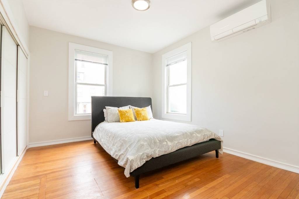 Milton, MA 02186,172 Eliot St #1