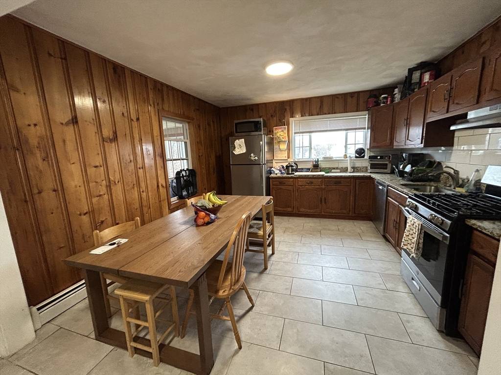 Medford, MA 02155,41 Hancock Avenue #2