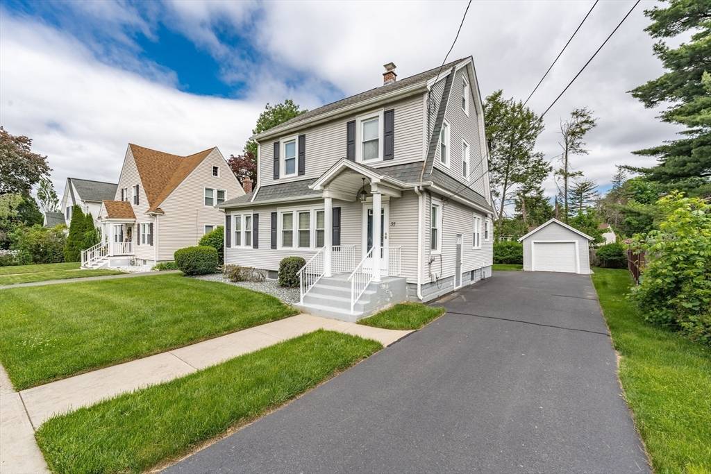 East Longmeadow, MA 01028,37 White Ave