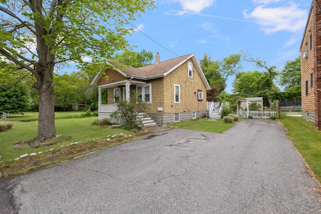 Somerset, MA 02726,368 Washington Ave
