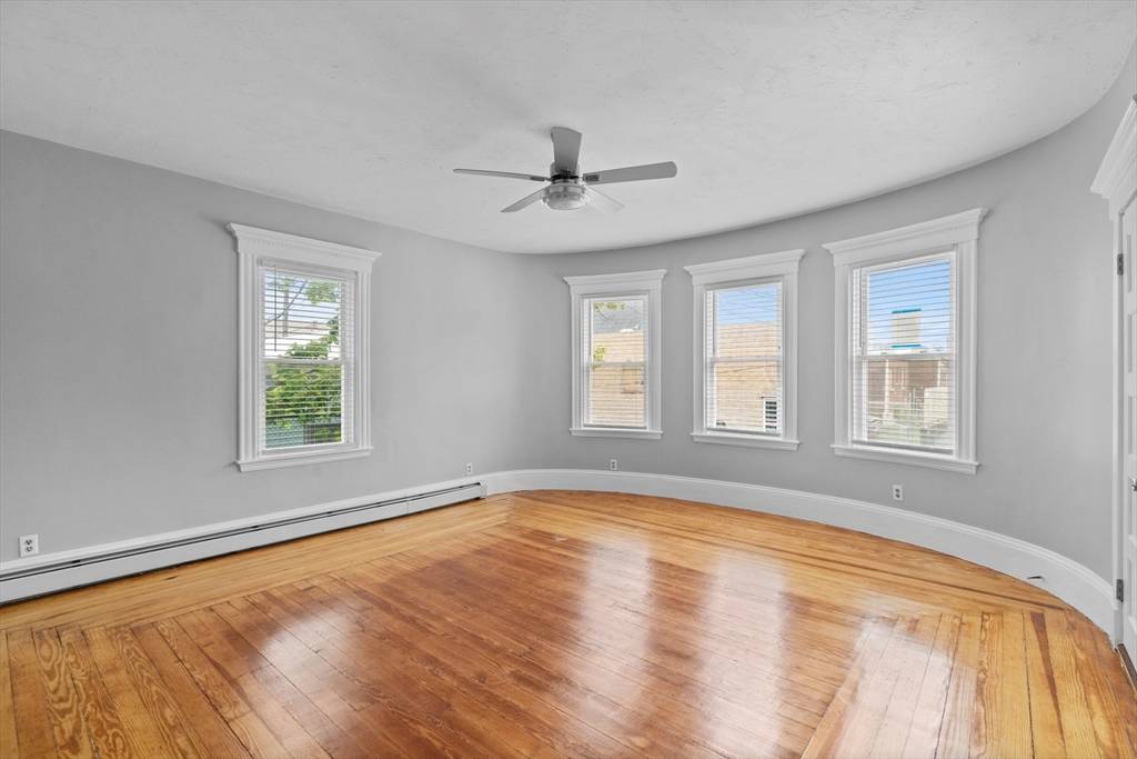 New Bedford, MA 02745,181 Whitman St #1