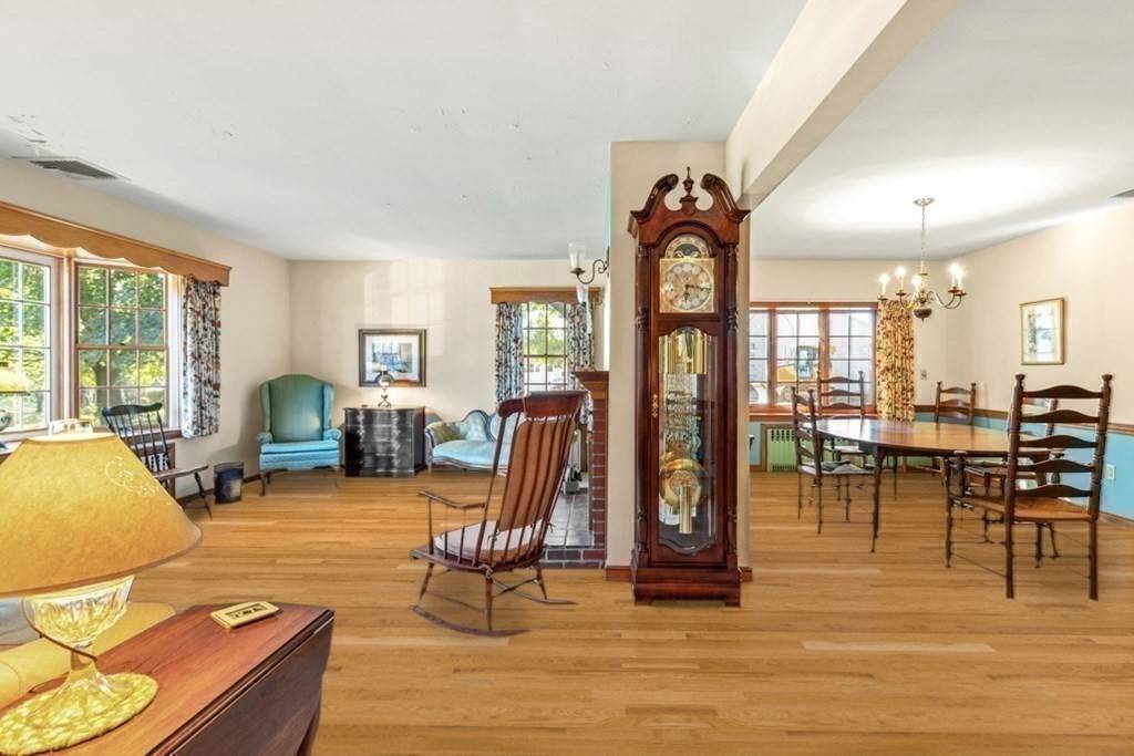 Sharon, MA 02067,343 Bay #2