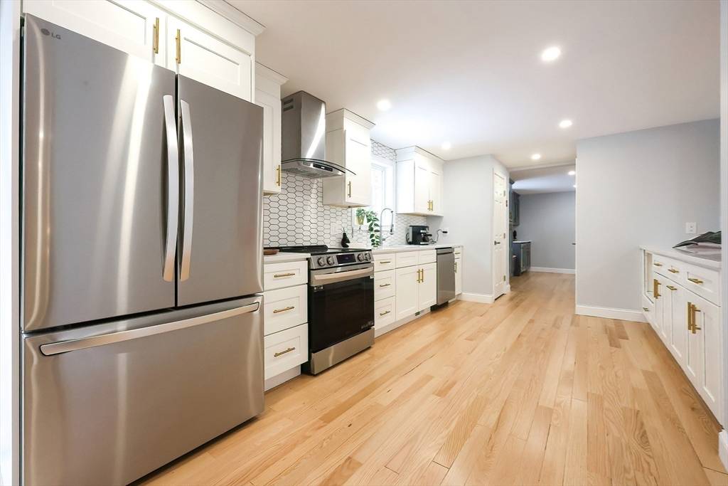 Wayland, MA 01778,44 Dean Rd