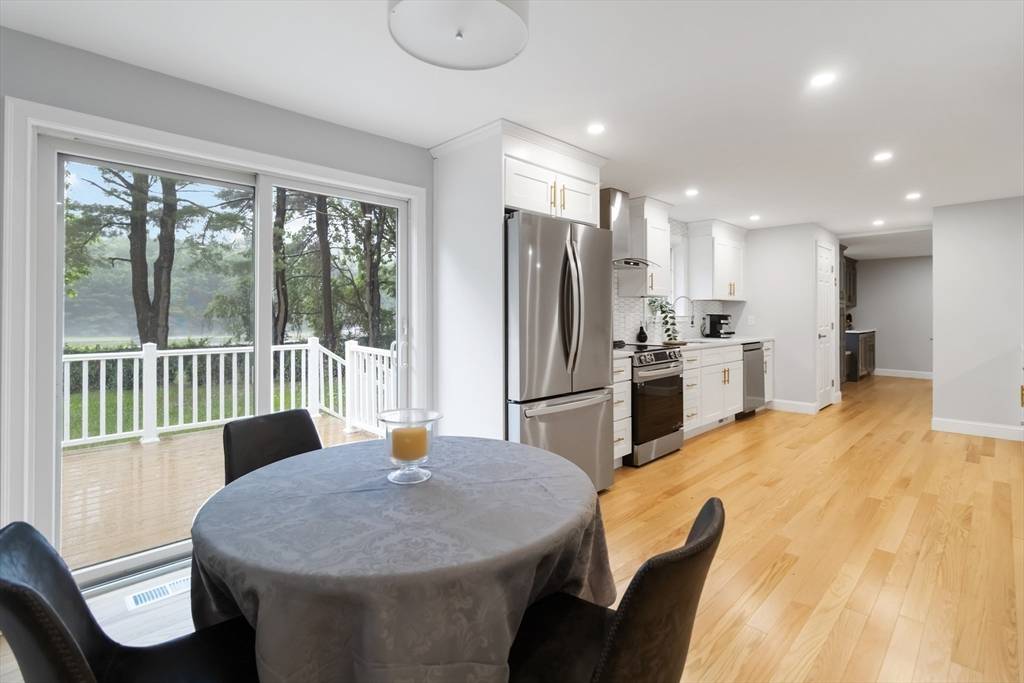 Wayland, MA 01778,44 Dean Rd