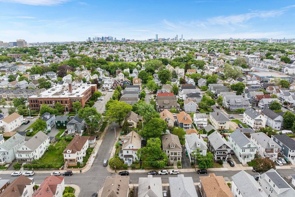 88 Princeton St Medford, MA 02155